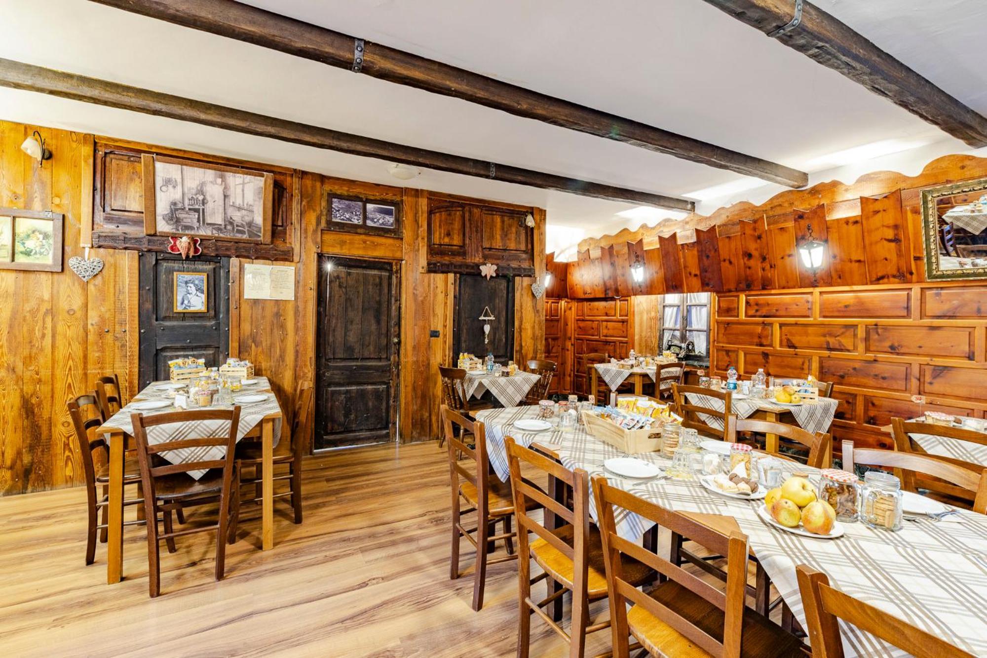 Hotel&Restaurant Armanac De Toubie Arnad Exterior photo