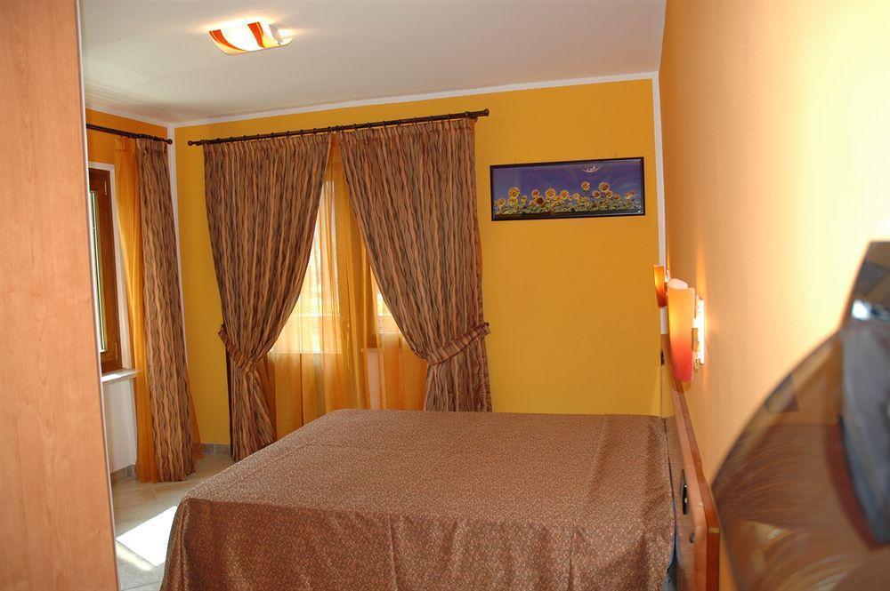 Hotel&Restaurant Armanac De Toubie Arnad Exterior photo